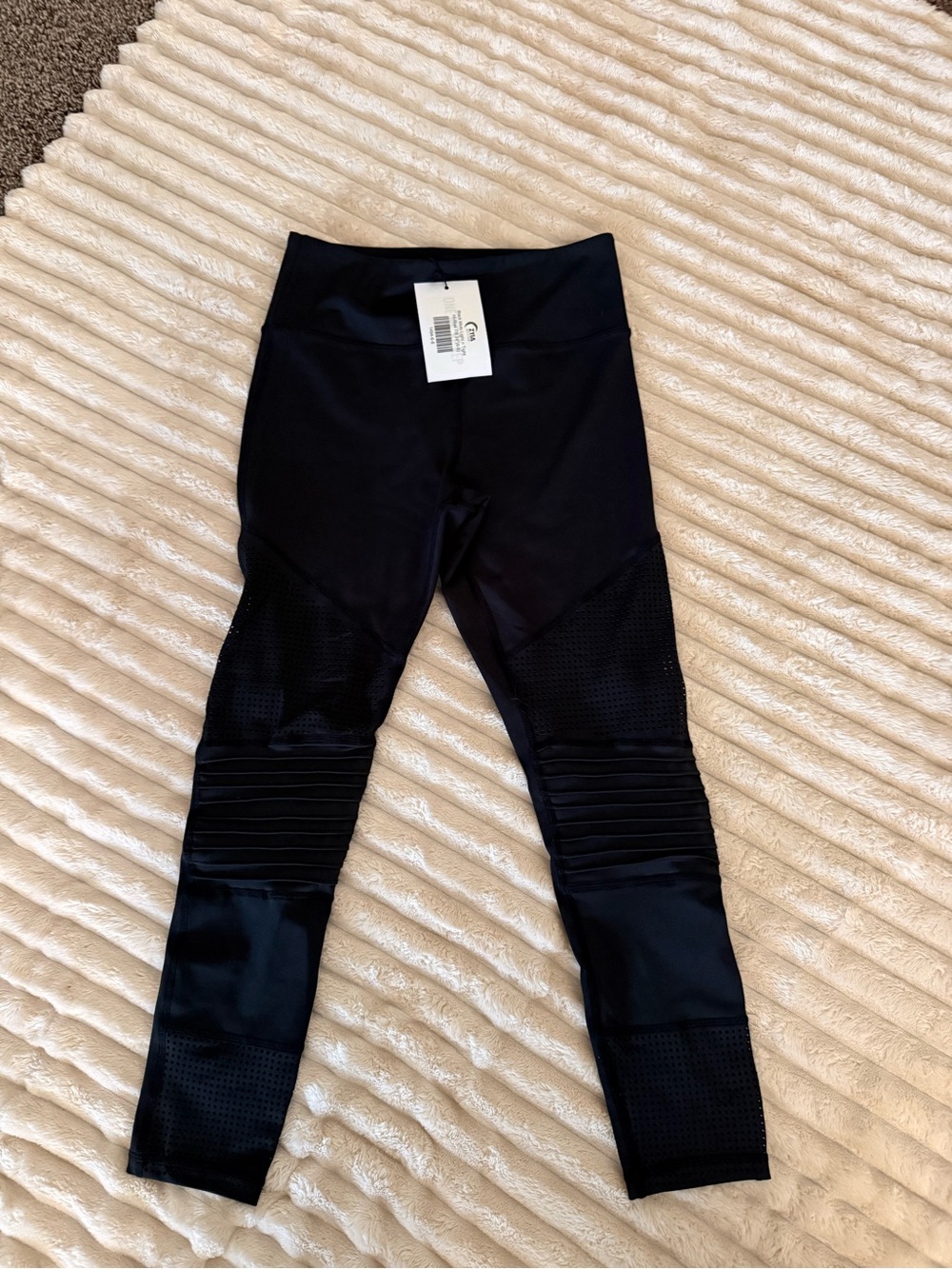 ZYIA Black Girls' Performance Leggings with Ribbed Knee Panels